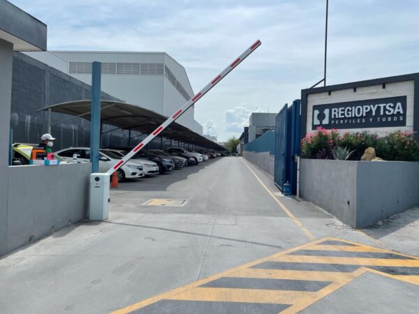 Acceso Vehicular