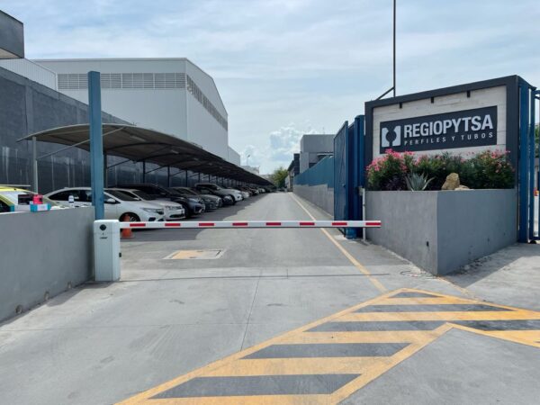 Acceso Vehicular